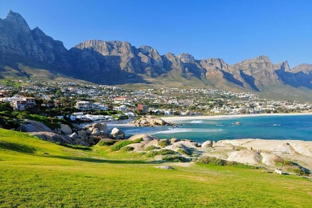 Cape Town, Sea Point, Beautiful 2 Bedroom Apartment @Tucked Away Екстер'єр фото